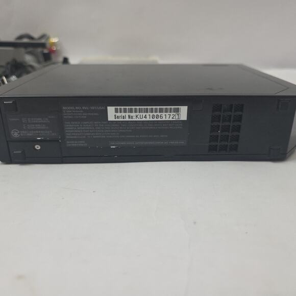 Nintendo Wii Console Bundle 512mb, 2 Games, 4 Remotes, Sensor Plus Cords Tested - Picture 11 of 16